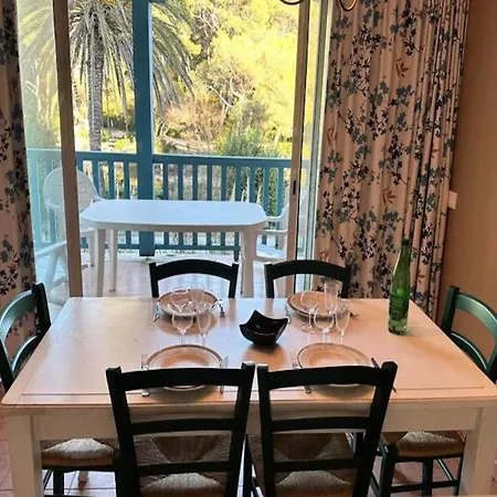 Διαμέρισμα 3 For 6 People *